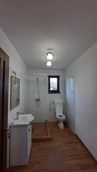 Buturugeni, casa deosebita, langa Bucuresti 20 km, proprietate personala