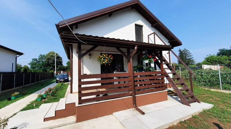Buturugeni, casa deosebita, langa Bucuresti 20 km, proprietate personala